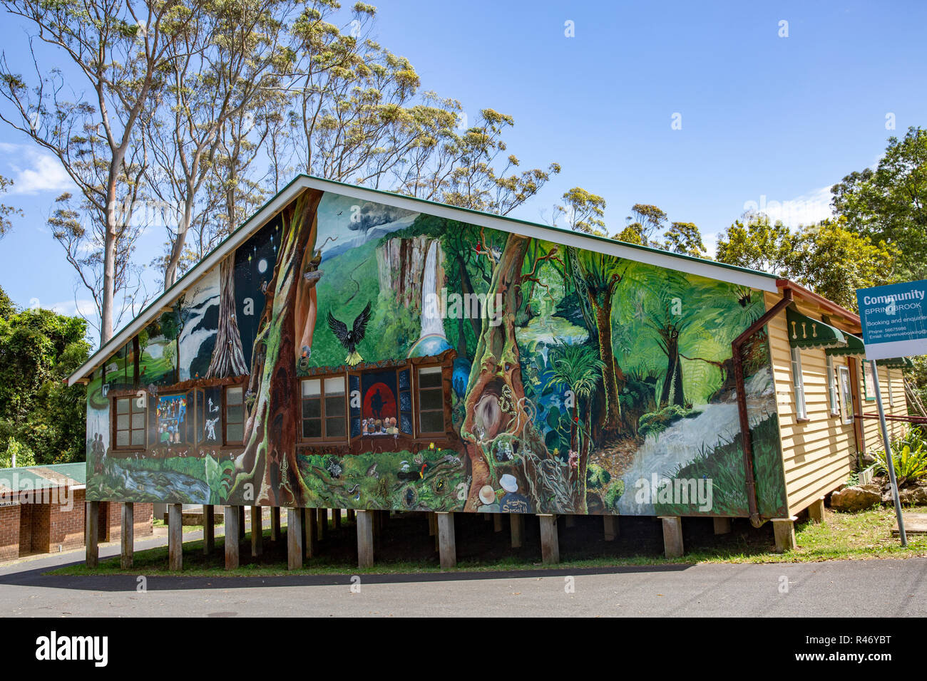Comunità Springbrook hall e il centro di Springbrook parco nazionale,entroterra della Gold Coast, Queensland, Australia Foto Stock