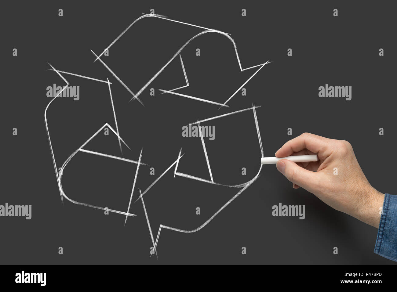 Dipinta a mano con simbolo di riciclaggio Foto Stock