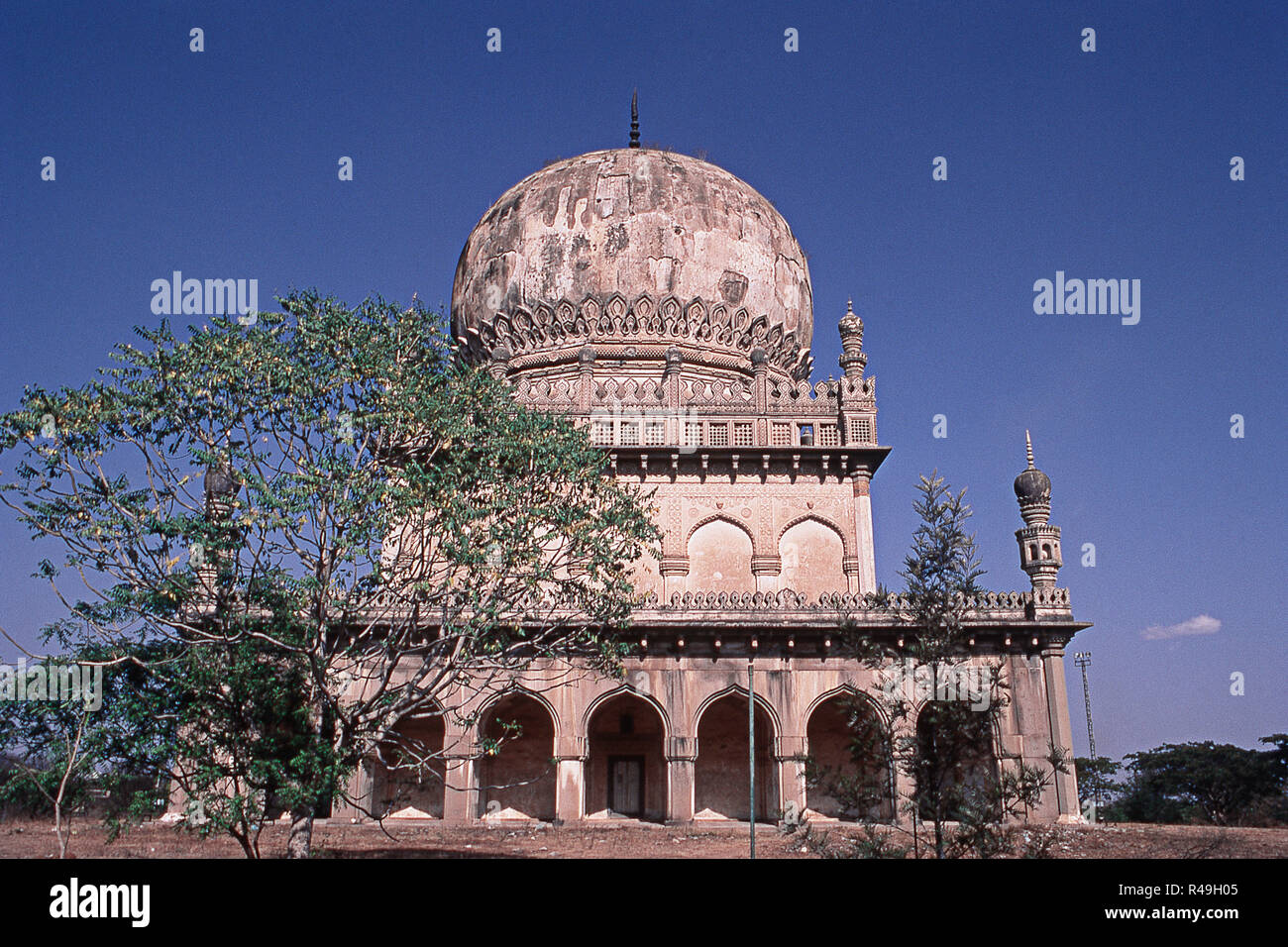 Qutb Shahi tombe, Golconda Fort, Hyderabad, Andhra Pradesh, India, Asia Foto Stock