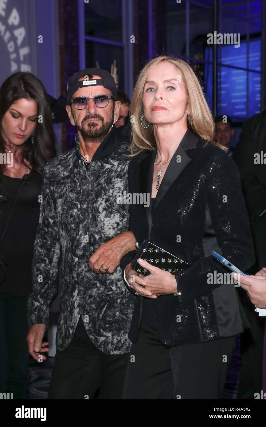 Paley onori a Hollywood: un gran gala tributo alla musica sul televisore, svoltasi presso il Beverly Wilshire Hotel di Beverly Hills, la California. Dotato di: Ringo Starr, Barbara Bach dove: Beverly Hills, in California, negli Stati Uniti quando: 25 Ott 2018 Credit: Sheri Determan/WENN.com Foto Stock