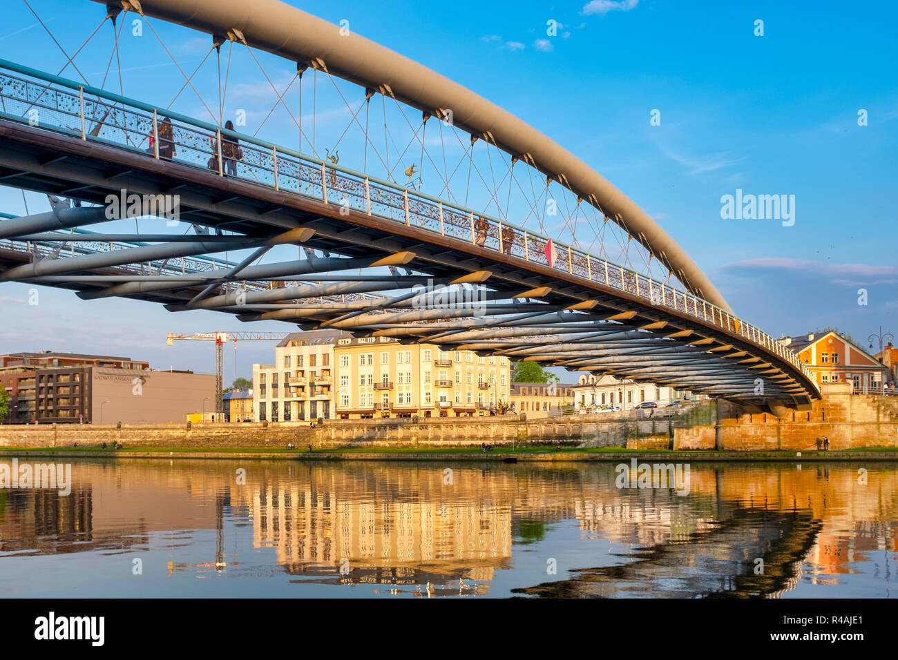 Padre Bernatek ponte pedonale, Cracovia in Polonia Foto Stock