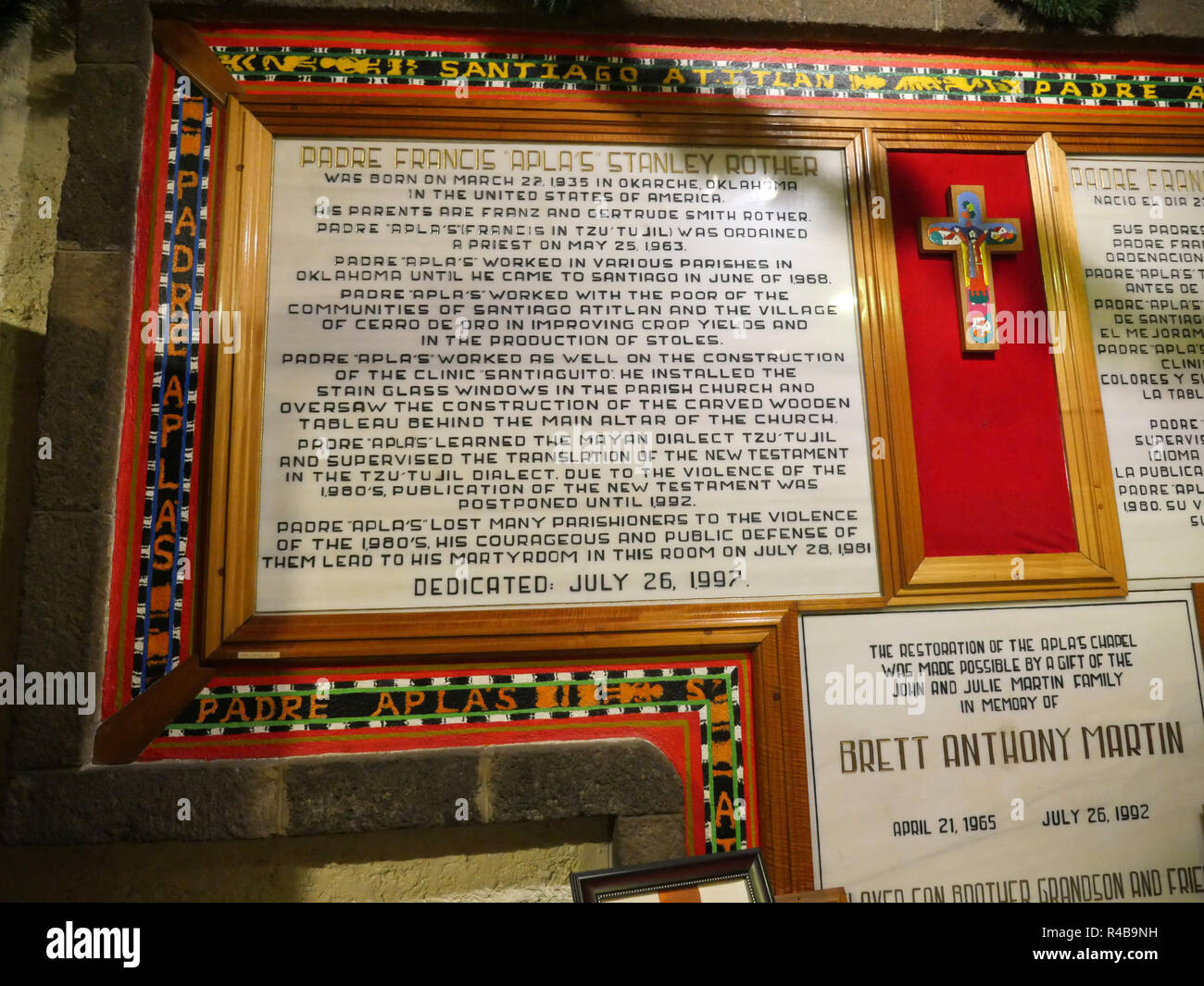 GUATEMALA concernenti le cerimonie per la beatificazione di Padre Francesco Stanley Rother Aplas, assassinato nel 1981, a Santiago de Atitlan. All'interno della stanza in cui Padre Stan è stato assassinato, ora un museo che contiene cimeli della sua vita. Nella canonica della chiesa. Foto Stock