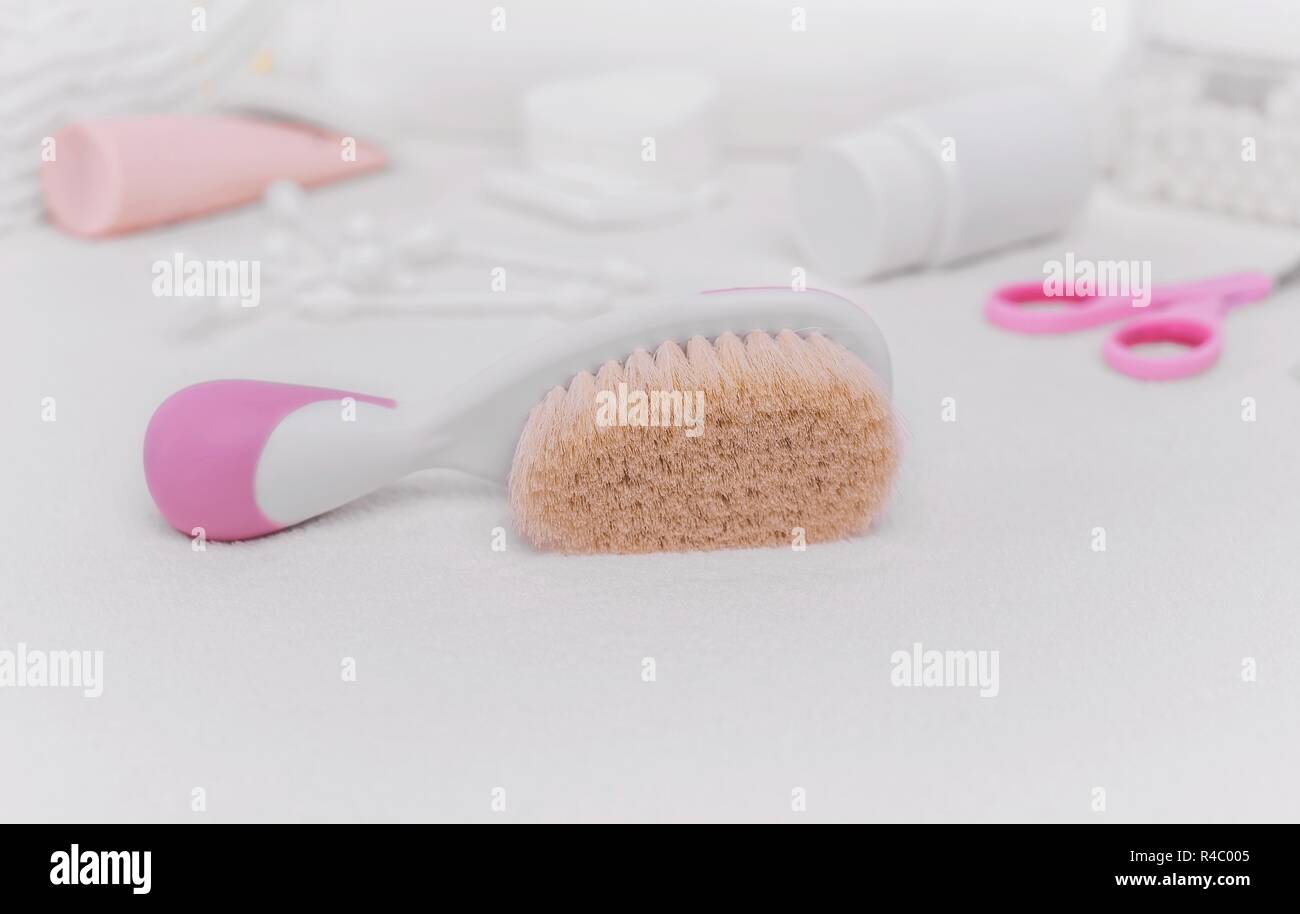 Pettine speciale con soft lana per neonati. Foto Stock