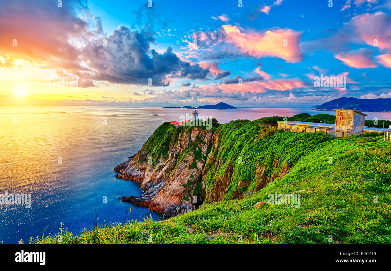 Bellissimo il faro in sunrise Foto Stock