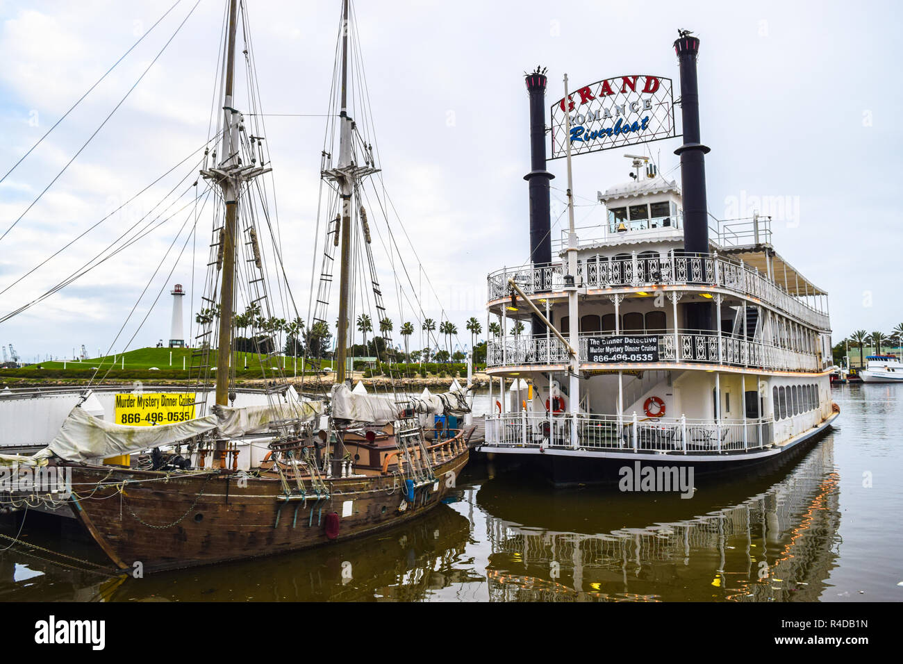 LONG BEACH, CA - Febbraio 20, 2017: yacht e barche nel porto di Long Beach Marina, Stati Uniti Foto Stock