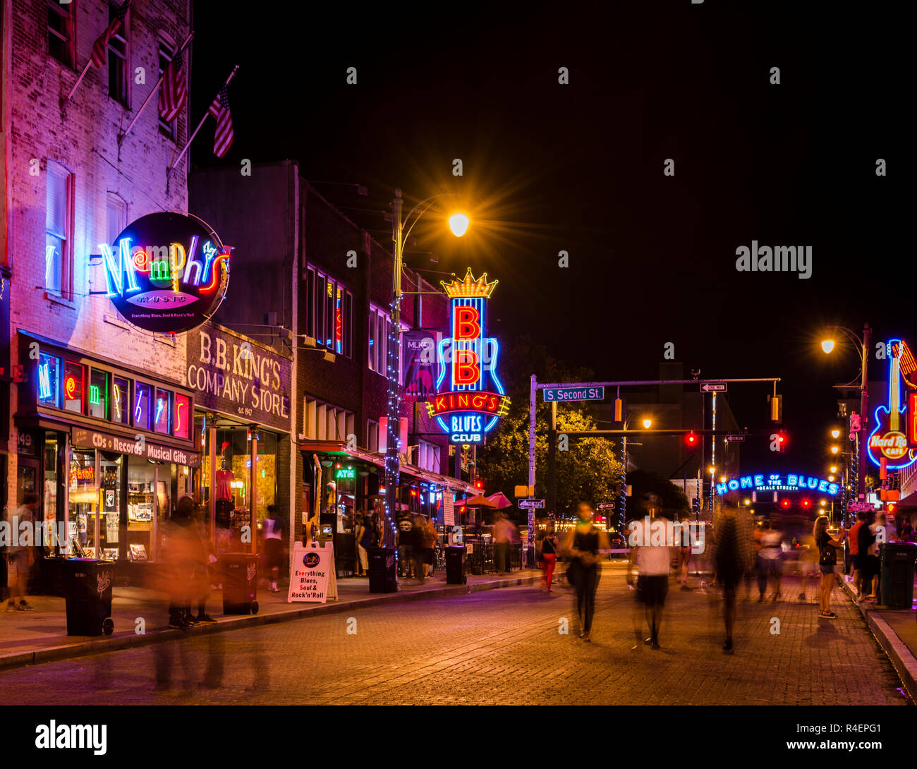 Memphis, Tennessee, Beale Street USA, insegne al neon di notte Foto Stock