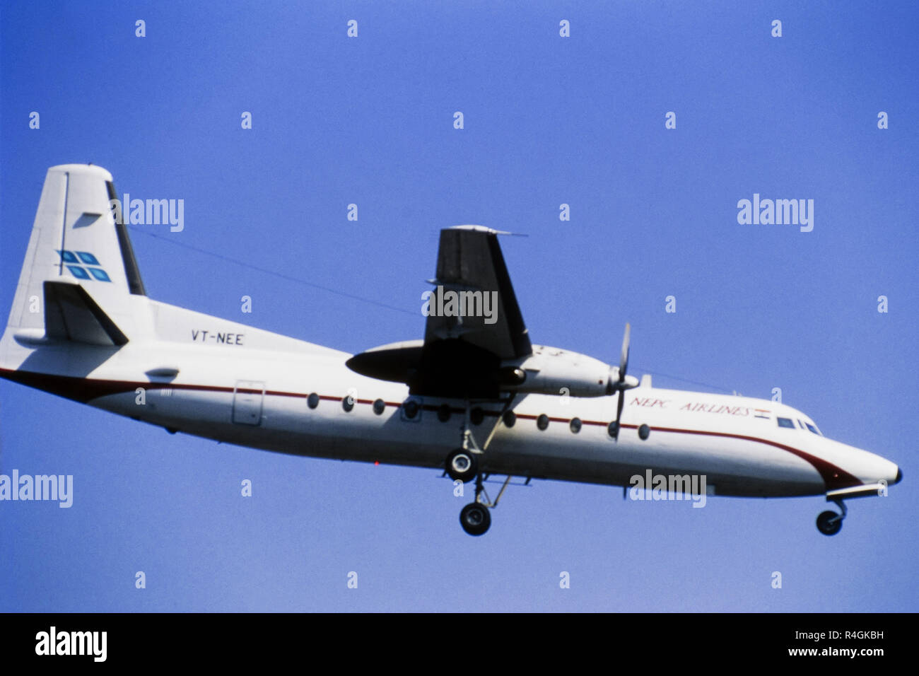 Compagnie aeree NEPC atterraggio aereo, Bombay, Mumbai, Maharashtra, India, Asia Foto Stock