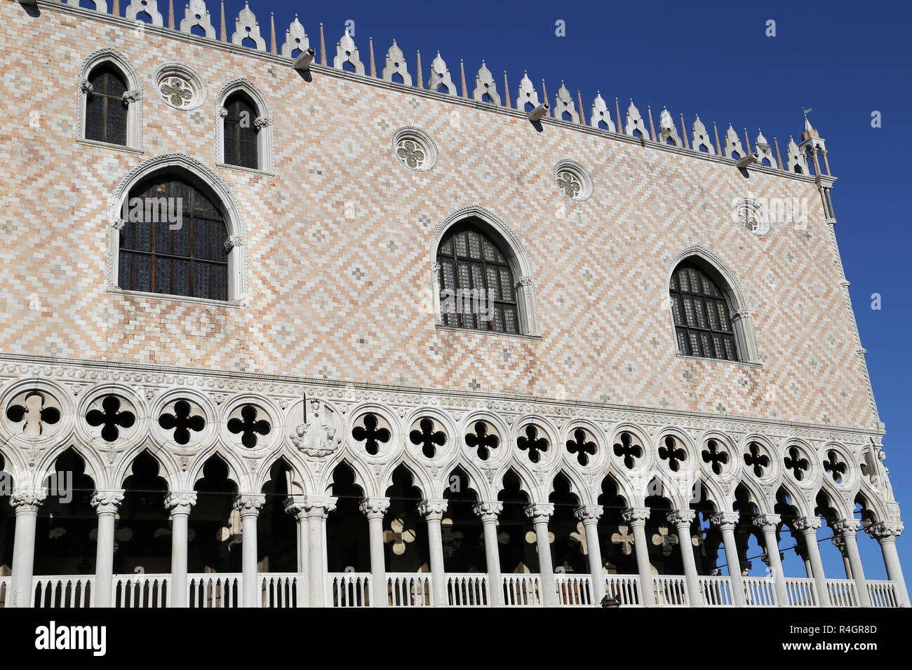 L'Italia. Venezia. Il Palazzo del Doge. Xiv-XV secolo. Stile gotico veneziano. Facciata. Regione del Veneto. Foto Stock