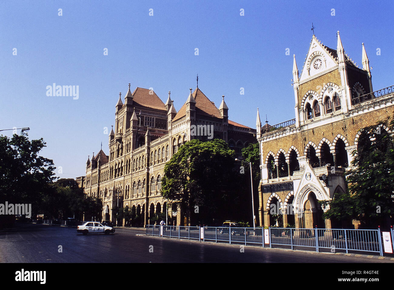 Elphinstone College e David Sassoon biblioteca, Fort, Mumbai, India, Asia Foto Stock