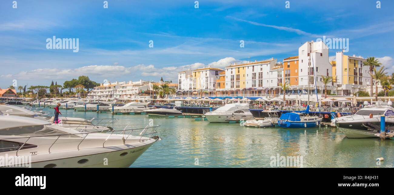 Le imbarcazioni da diporto a Vilamoura marina Foto Stock