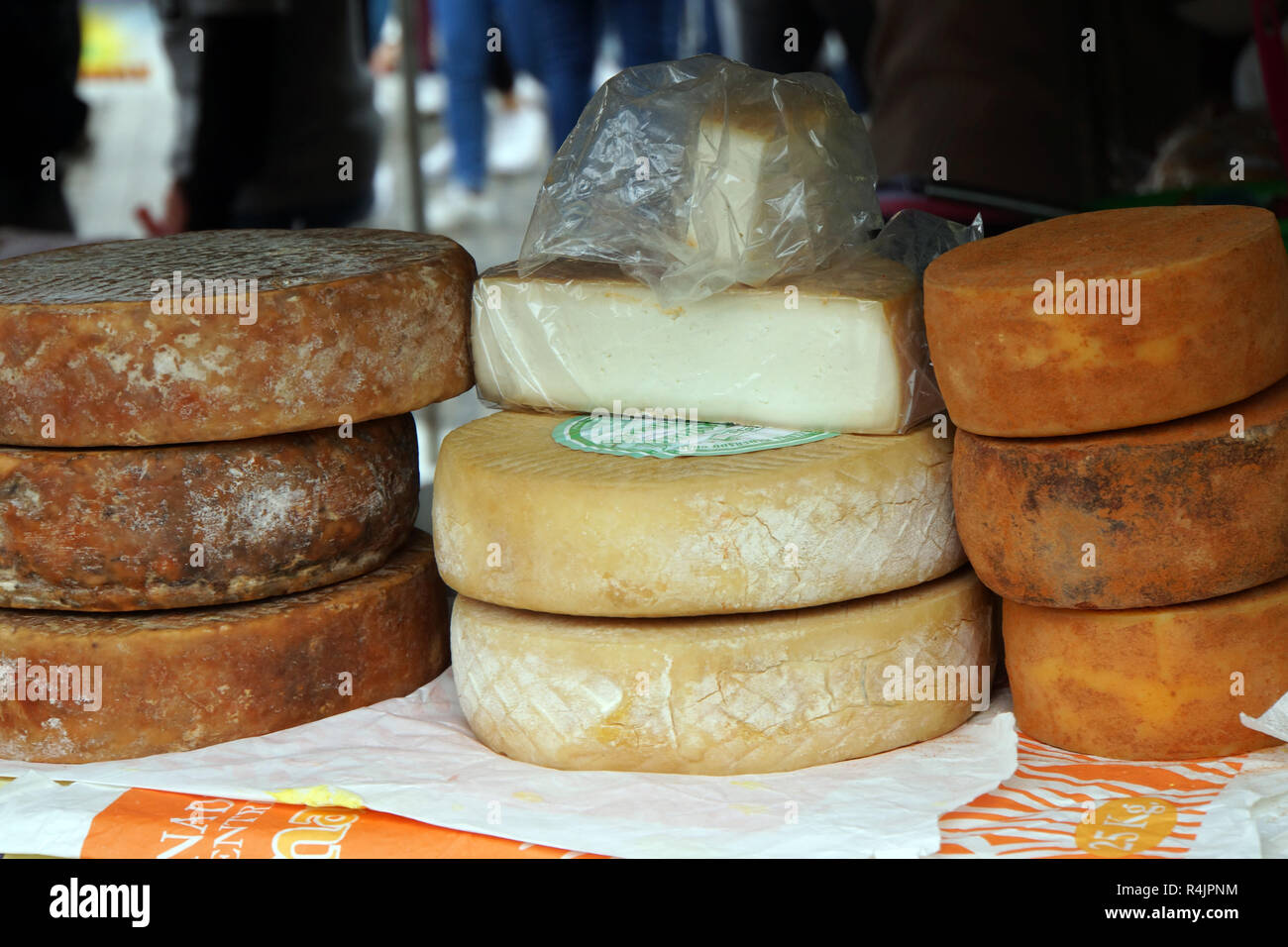 Agriturismo il formaggio - mercato di domenica in Teror attorno alla basilica Foto Stock