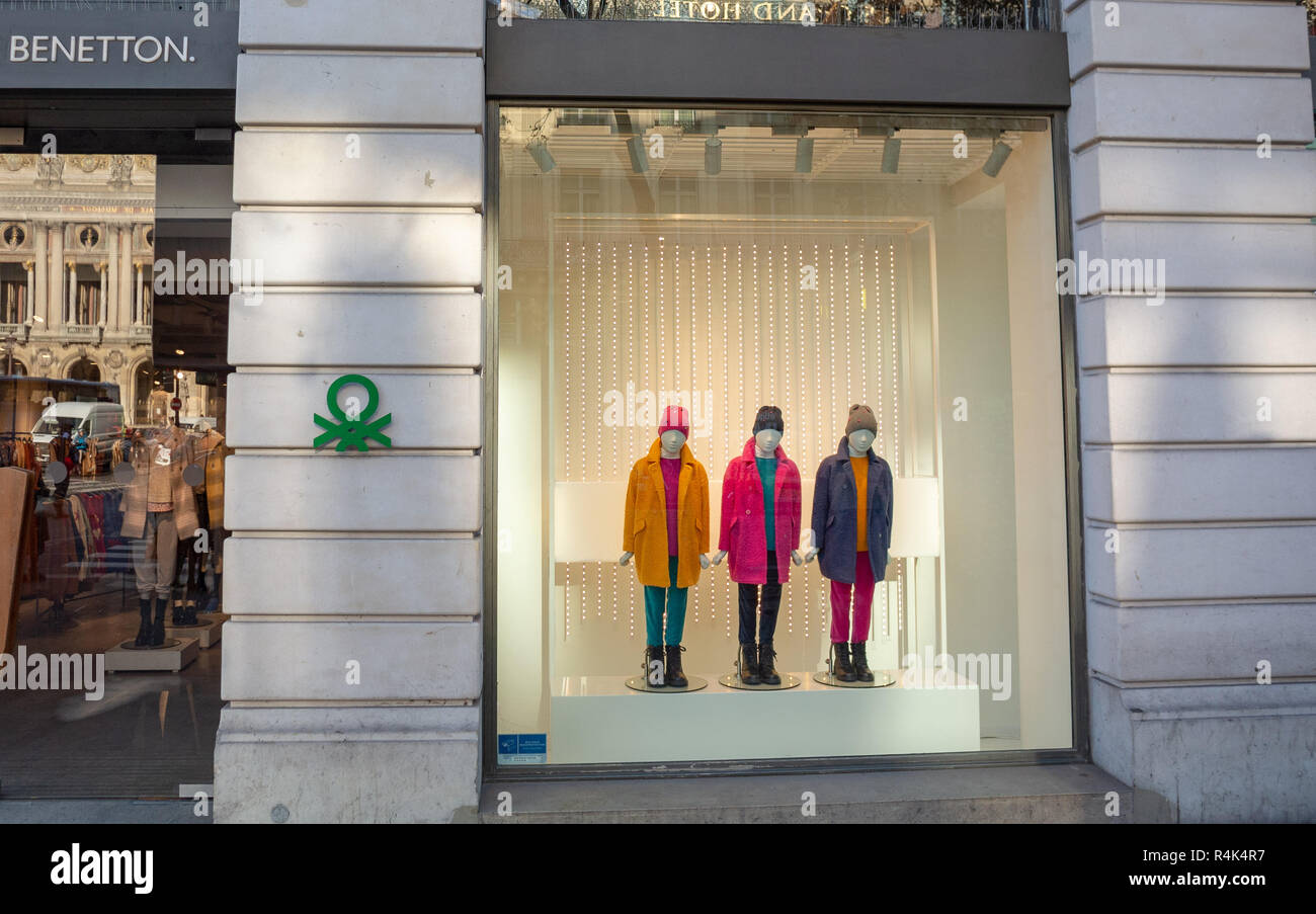 Parigi, Francia, colori uniti di Benneton Foto Stock