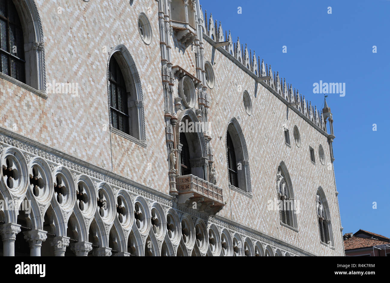L'Italia. Venezia. Il Palazzo del Doge. Xiv-XV secolo. Stile gotico veneziano. Facciata. Regione del Veneto. Foto Stock