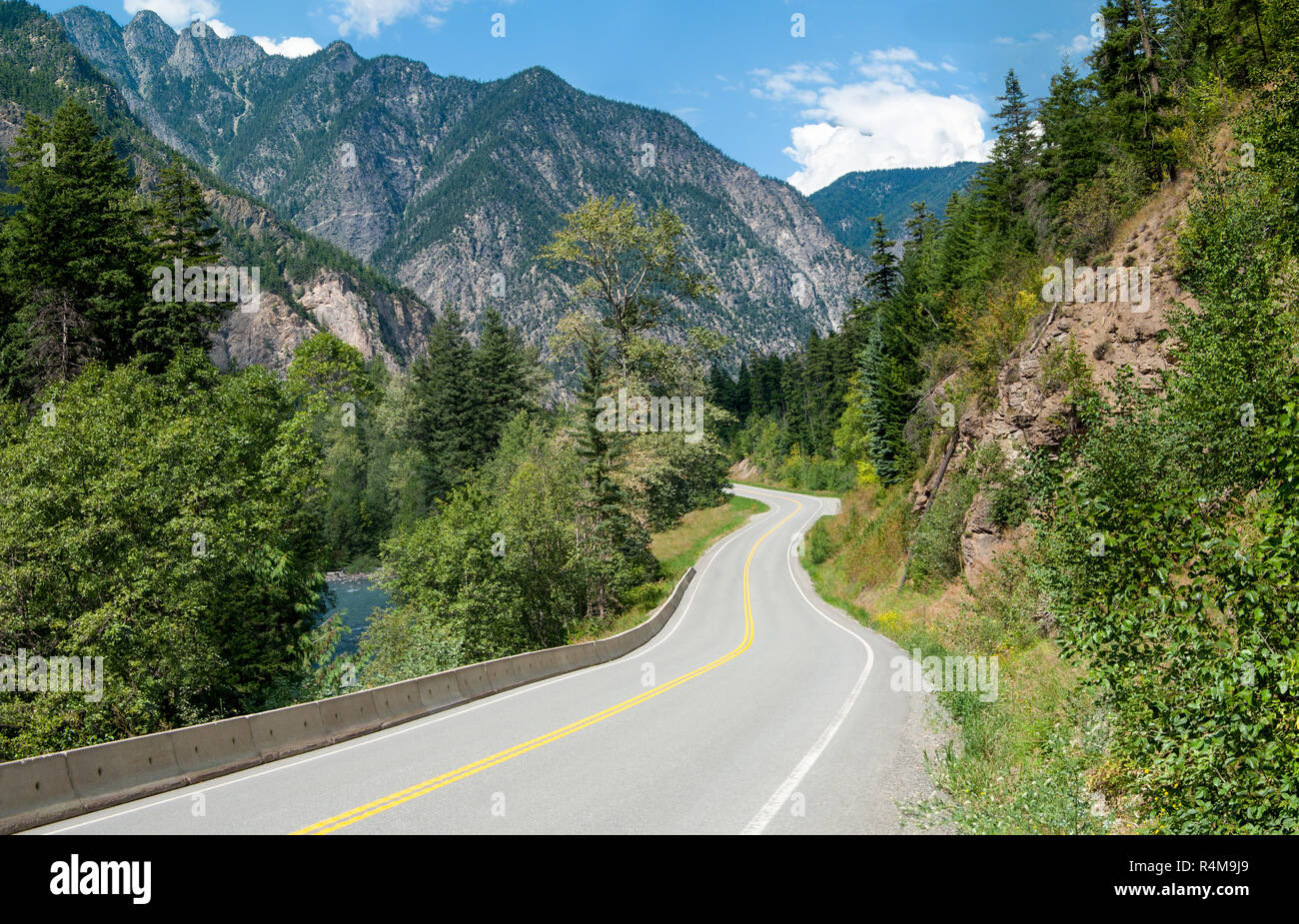 Strada panoramica in British Columbia Foto Stock