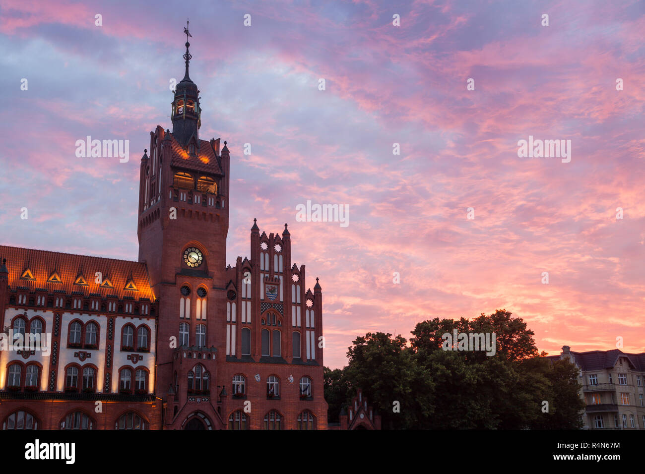 Slupsk Municipio al tramonto in Polonia Foto Stock