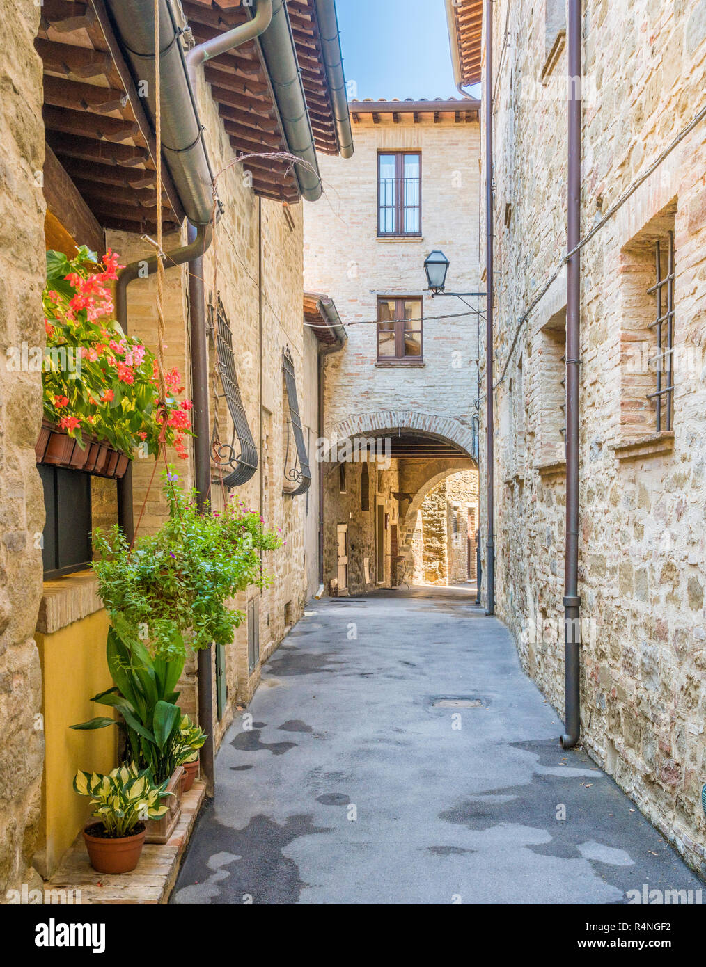 Bettona, pittoresco paesino della provincia di Perugia. Umbria, Italia centrale. Foto Stock