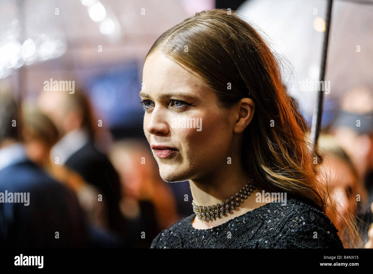 Londra, Regno Unito. 27 Novembre, 2018. Hera Hilmar presso la Premiere mondiale di motori mortale martedì 27 novembre 2018 tenutasi a Cineworld Leicester Square, Londra. Nella foto: Hera Hilmar. Credito: Julie Edwards/Alamy Live News Foto Stock