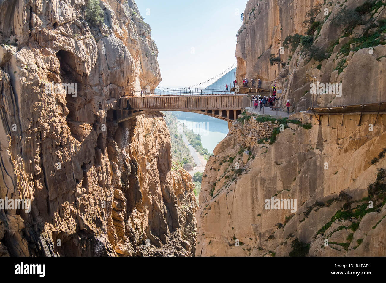 " El Caminito del Rey' (King's Little percorso), il mondo più pericoloso sentiero riaperto nel maggio 2015. Ardales (Malaga), Spagna Foto Stock