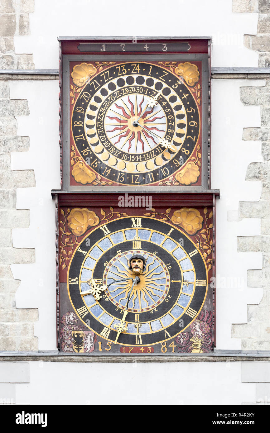 Orologio presso il municipio di gÃ¶rlitz,superiore LUSAZIA Foto Stock