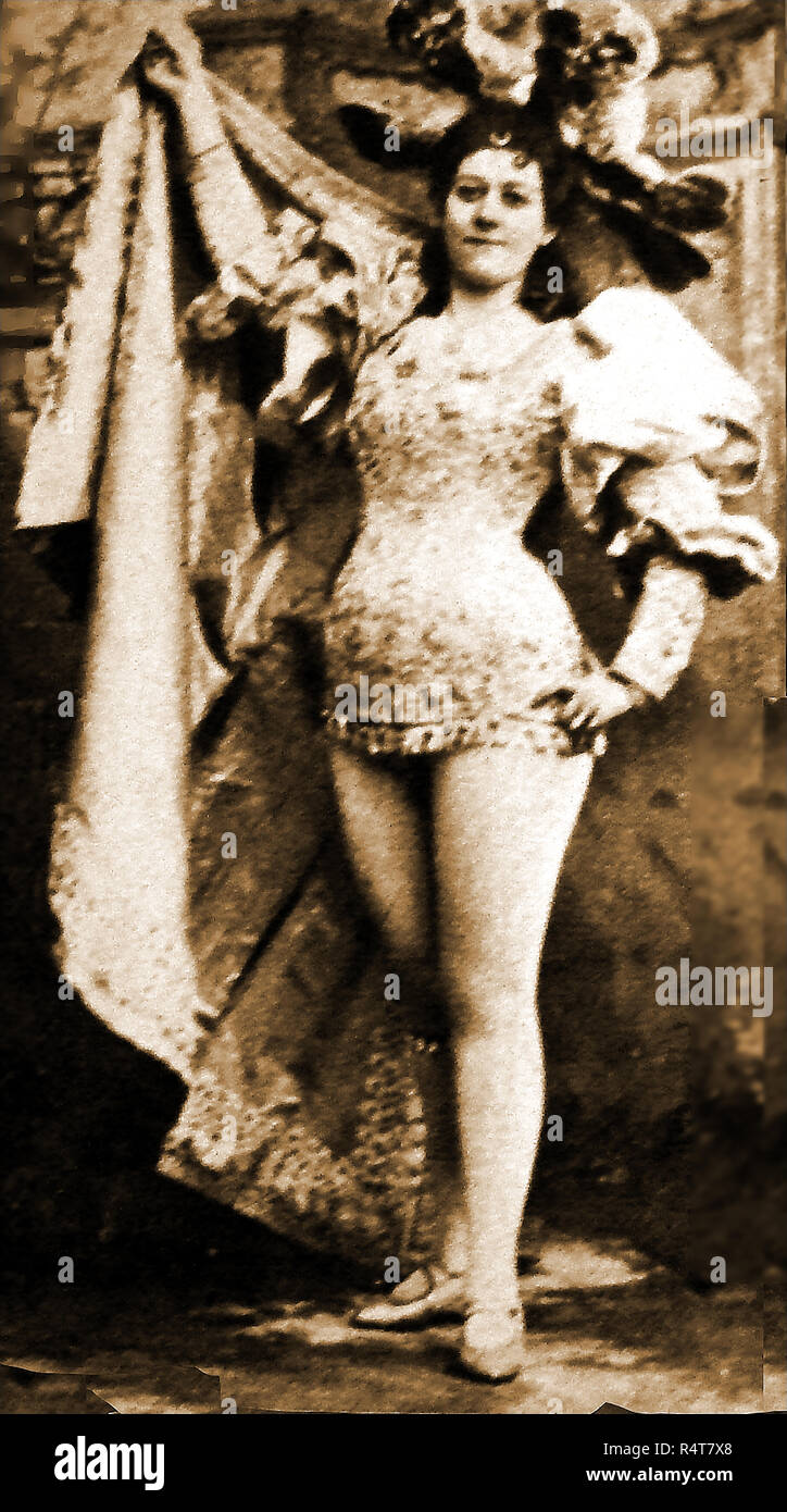 Un ritratto dello stadio di Florrie Ford(e) (nome reale può Flora Augusta Flannagan) 1875-1940 - British Victorian Comedienne,cantante (suono recordist, pantomime e attrice cinematografica) e attrice, nato a Fitzroy, Australia Foto Stock