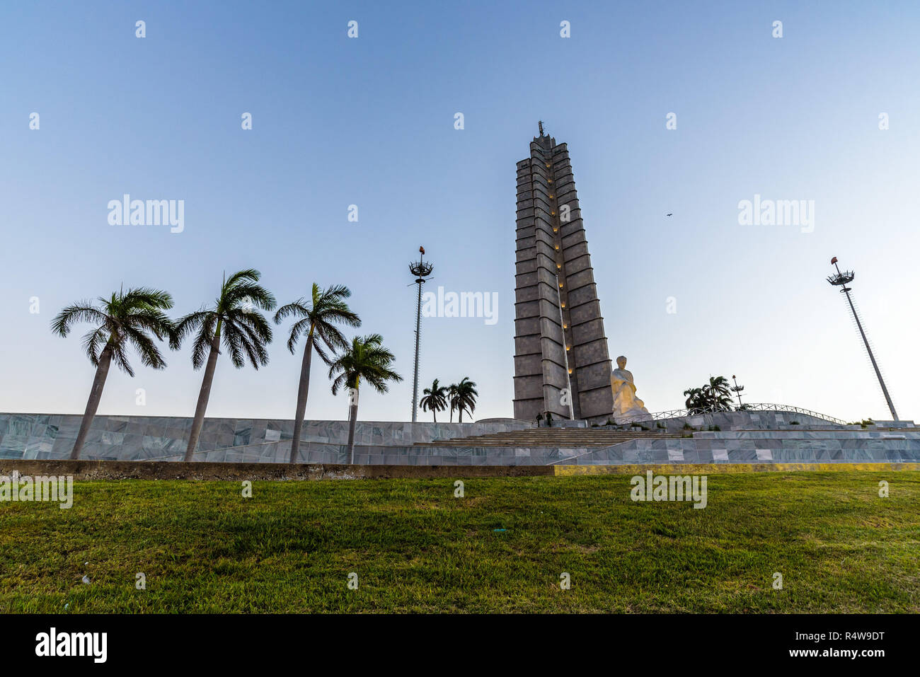 L'Avana, Cuba - Febbraio 2018. Monumento a Jose Marti in Plaza de la Revolucion (Piazza della Rivoluzione)a La Habana, la capitale cubana. Foto Stock
