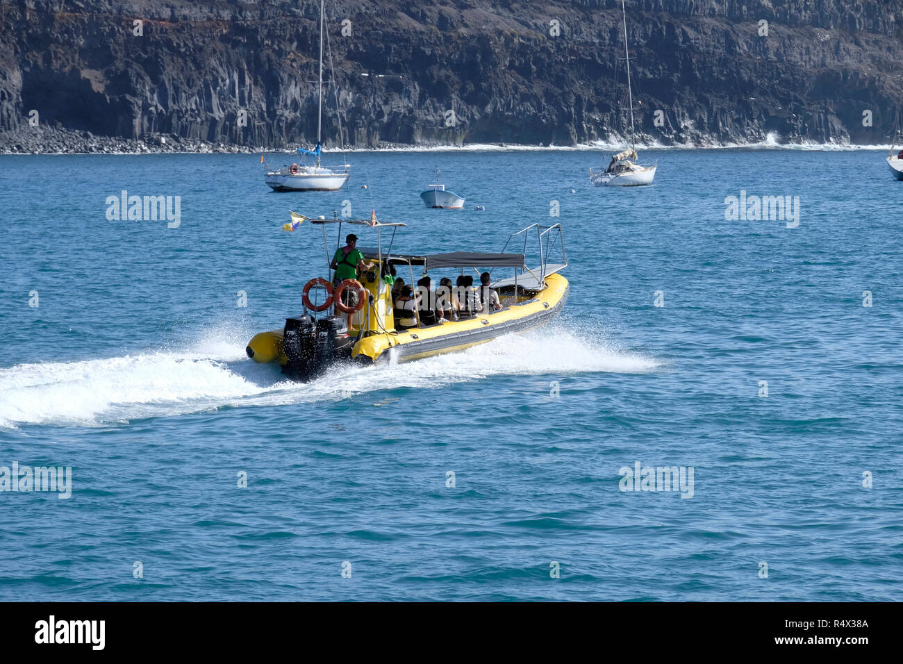 Impostazione in barca sul whale watching spedizione da Puerto de Tazacorte, La Palma Isole Canarie Foto Stock