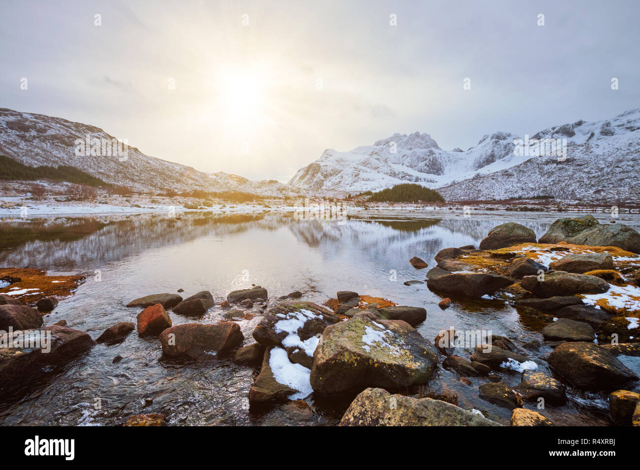 Fiordo del tramonto in inverno Foto Stock