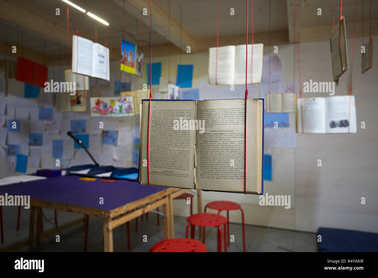 Arte esposizione in Pirelli Hangar Bicocca di Milano, Italia Foto Stock