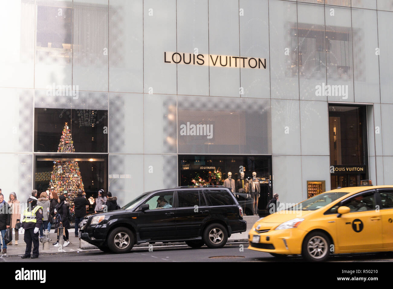 Louis Vuitton Store sulla Fifth Avenue a New York City, Stati Uniti d'America Foto Stock