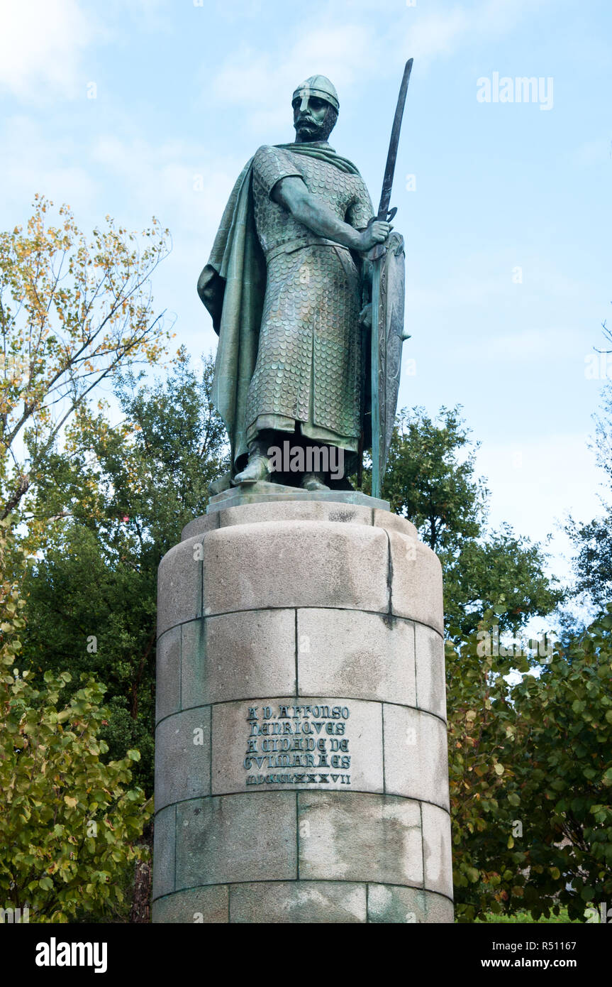 D. Afonso Henriques statua a Guimaraes, Portogallo Foto Stock