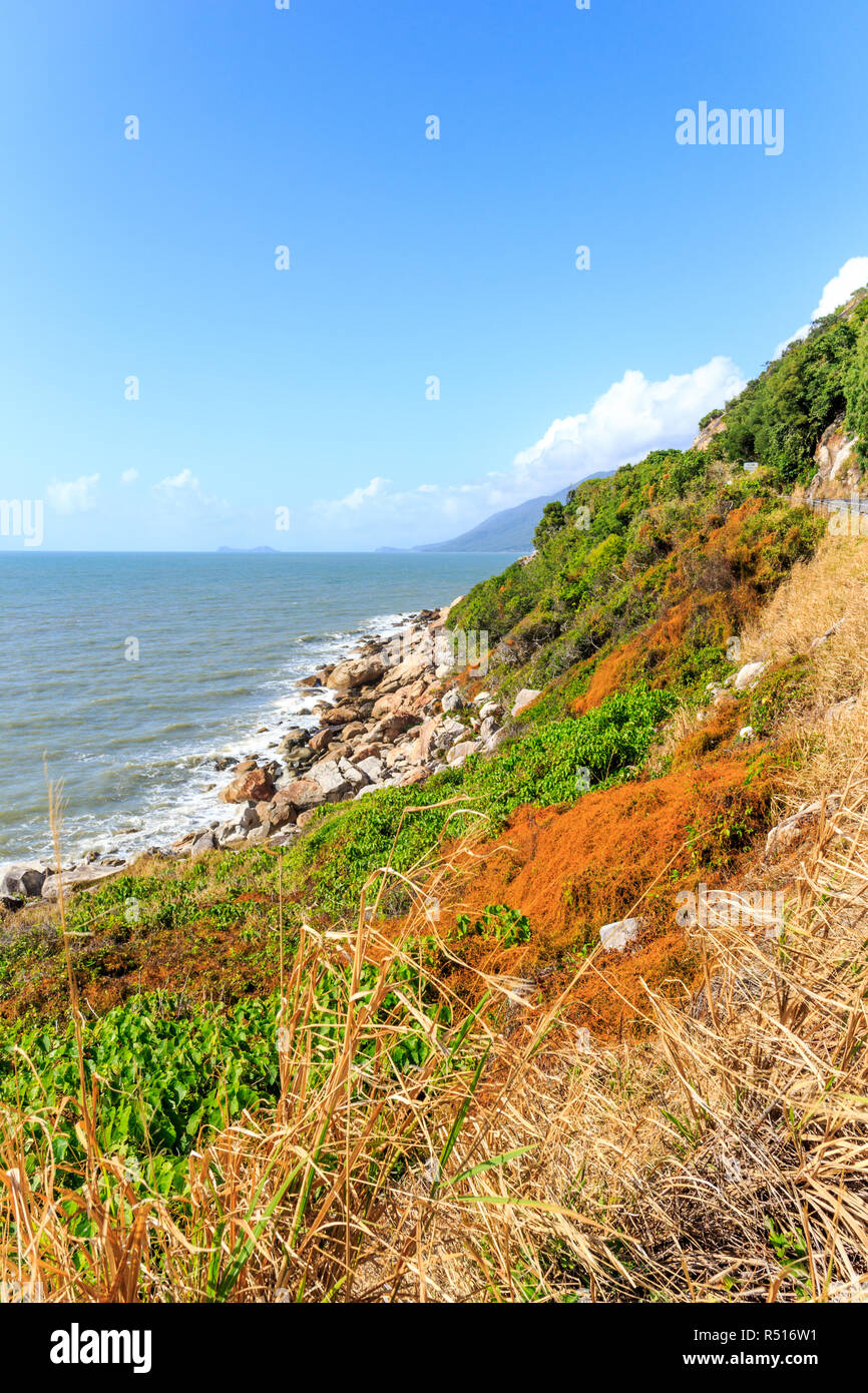 Vista lungo la costa, Port Douglas, Queensland, Australia Foto Stock