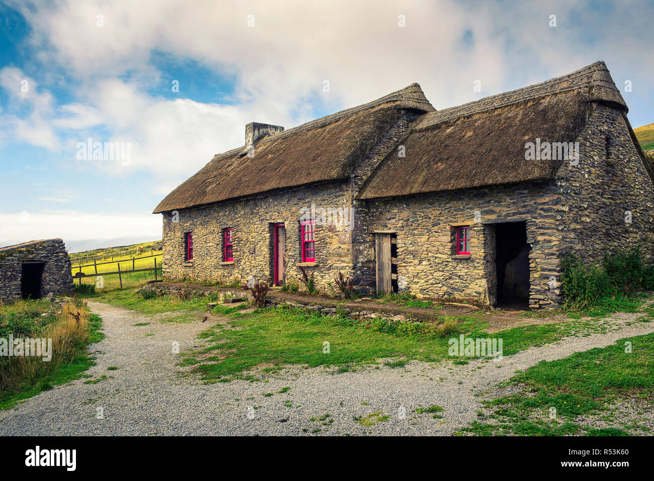 Testa Slea carestia Cottages in Irlanda Foto Stock