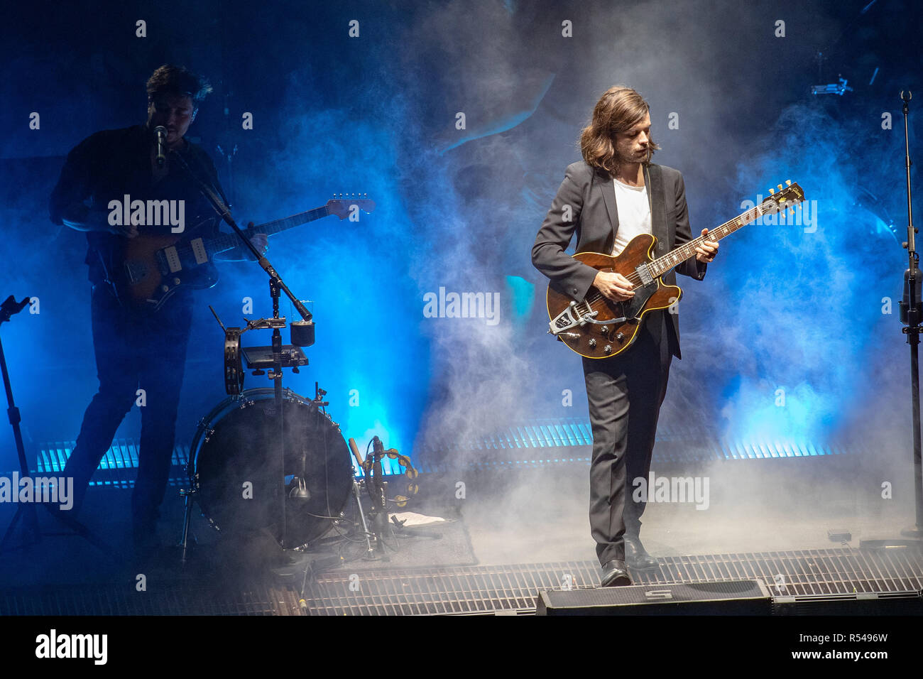 Londra, Inghilterra. Il 29 novembre 2018, Mumford & Sons esegue sul palco dell'Arena O2, Inghilterra Credito: Jason Richardson/Alamy Live News Foto Stock