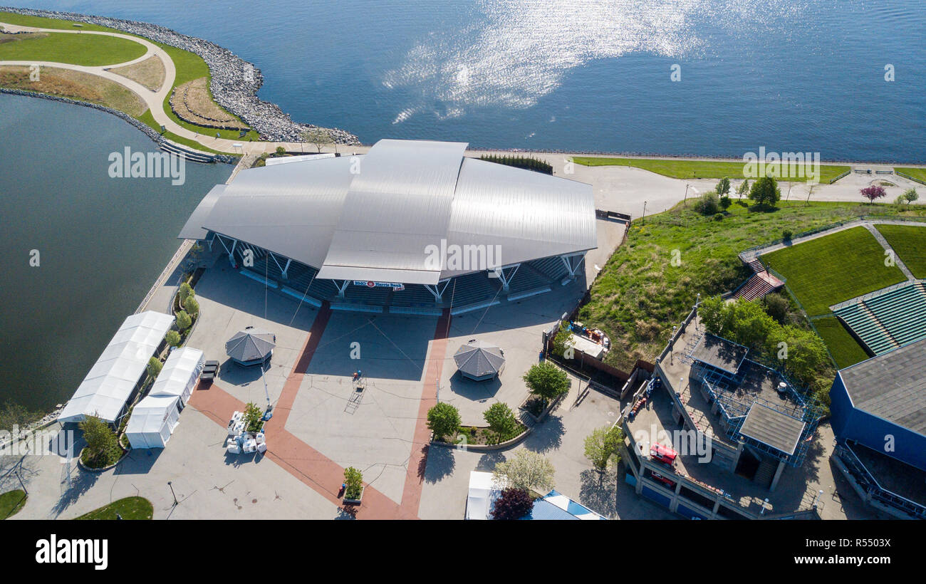 BMO Harris Pavilion con Miller Lite, Dr Henry W Maier Festival Park, Milwaukee, WI, Stati Uniti d'America Foto Stock