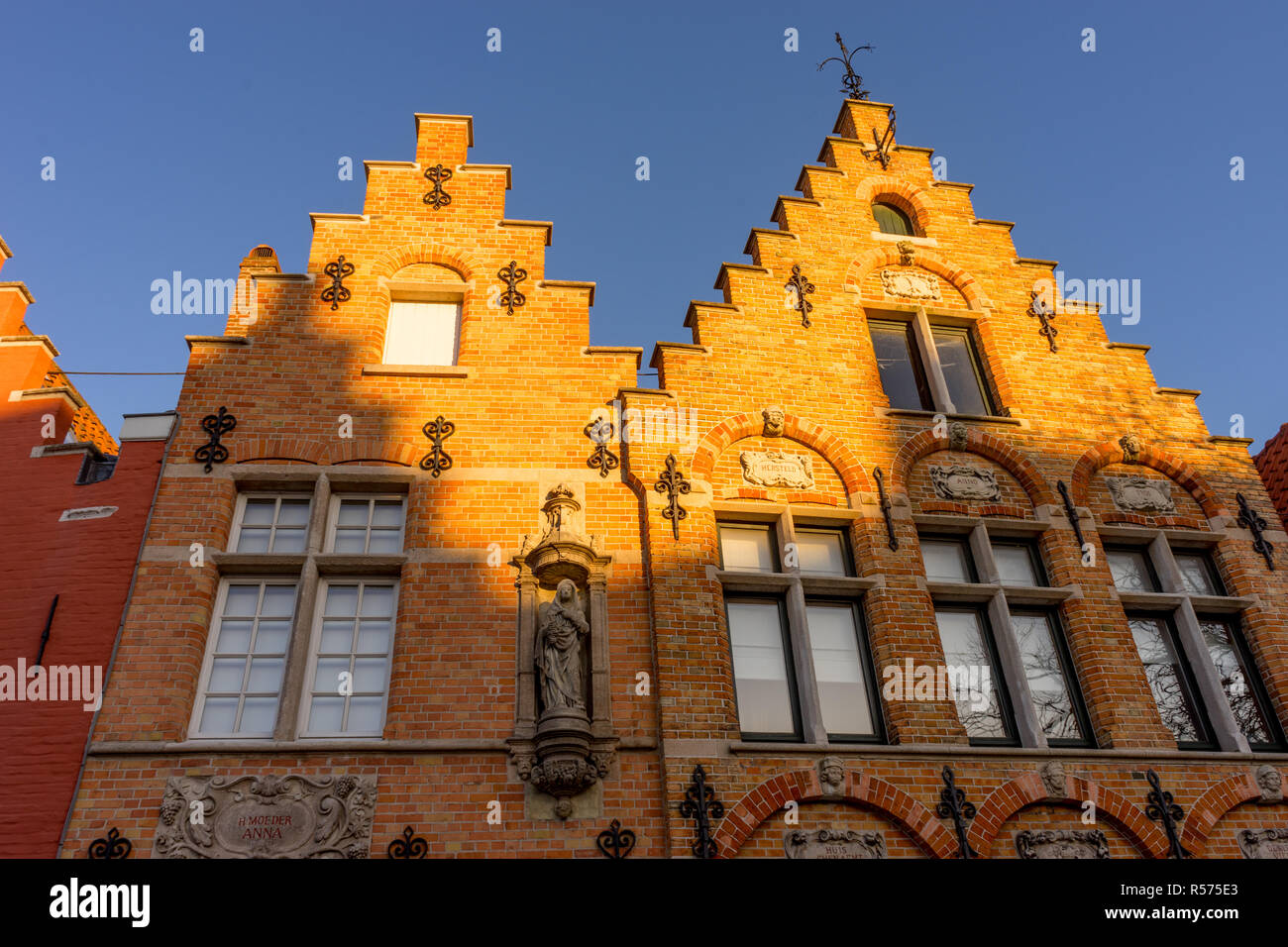 L'Europa, Belgio, Bruges, Landhuis, St Walburga Chiesa, Foto Stock
