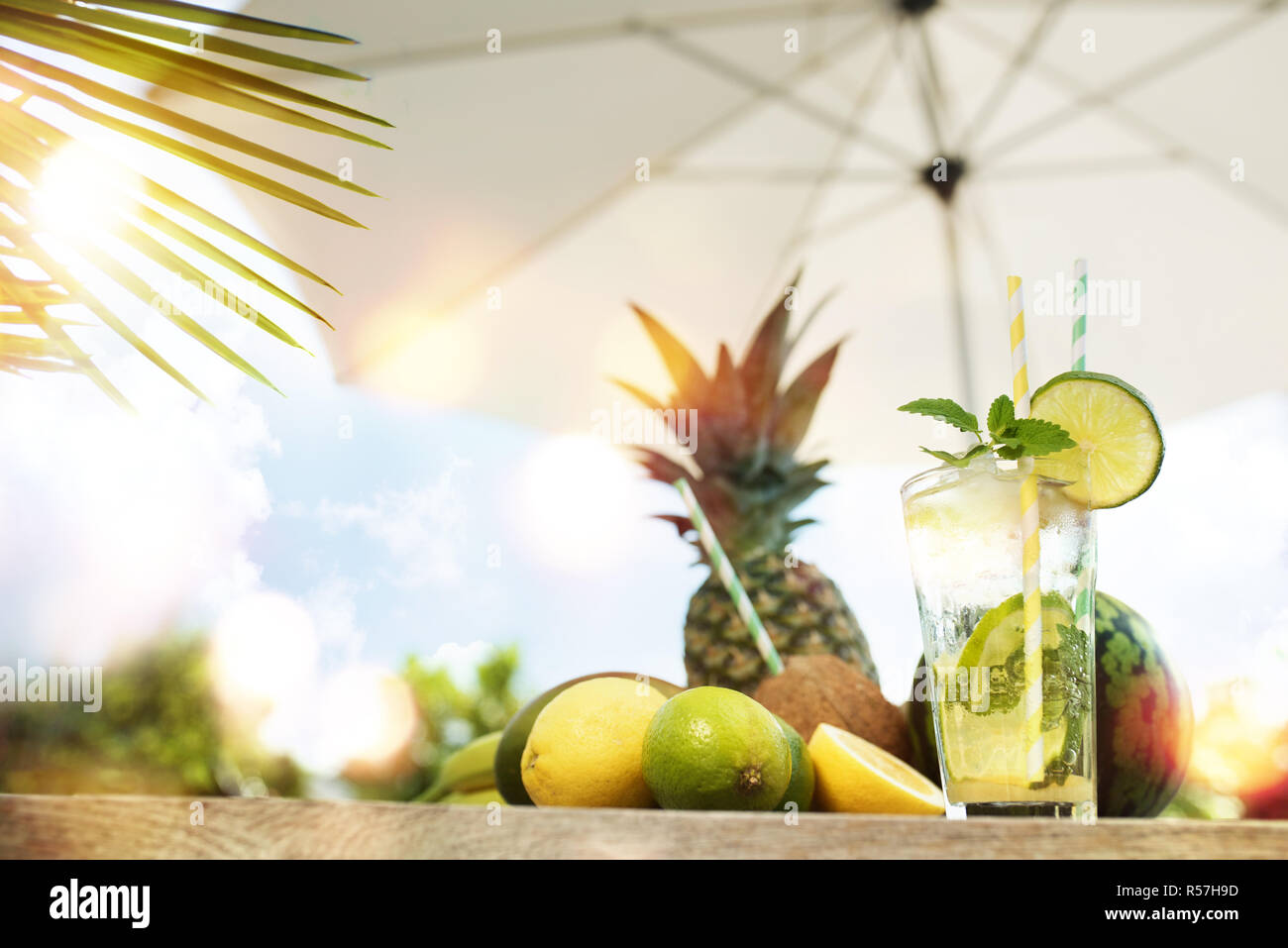 Caipirinha cocktail di frutta esotica Foto Stock