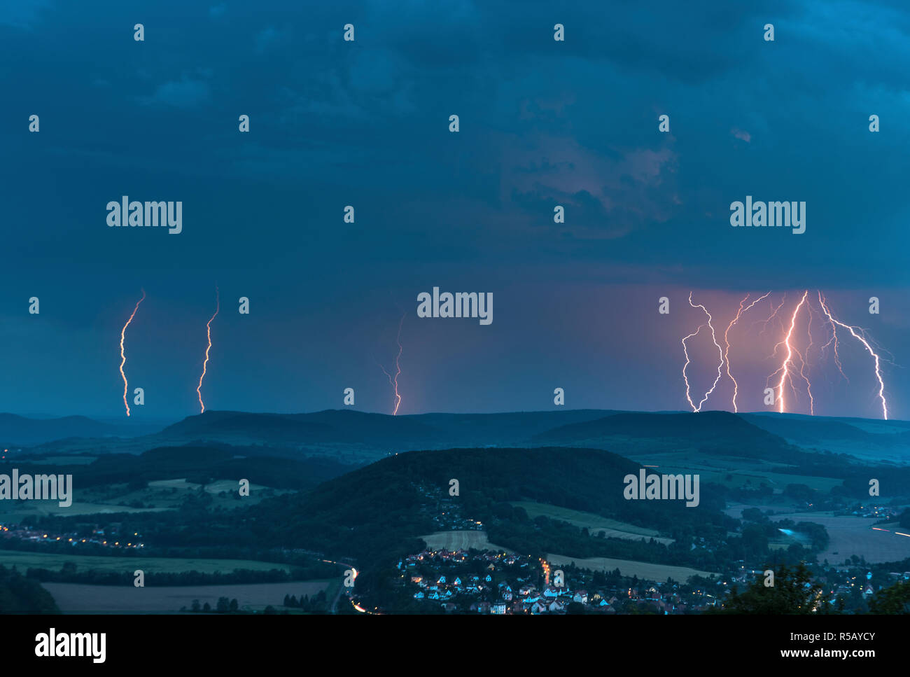Tempesta sulla Saale valley, Turingia, Germania Foto Stock