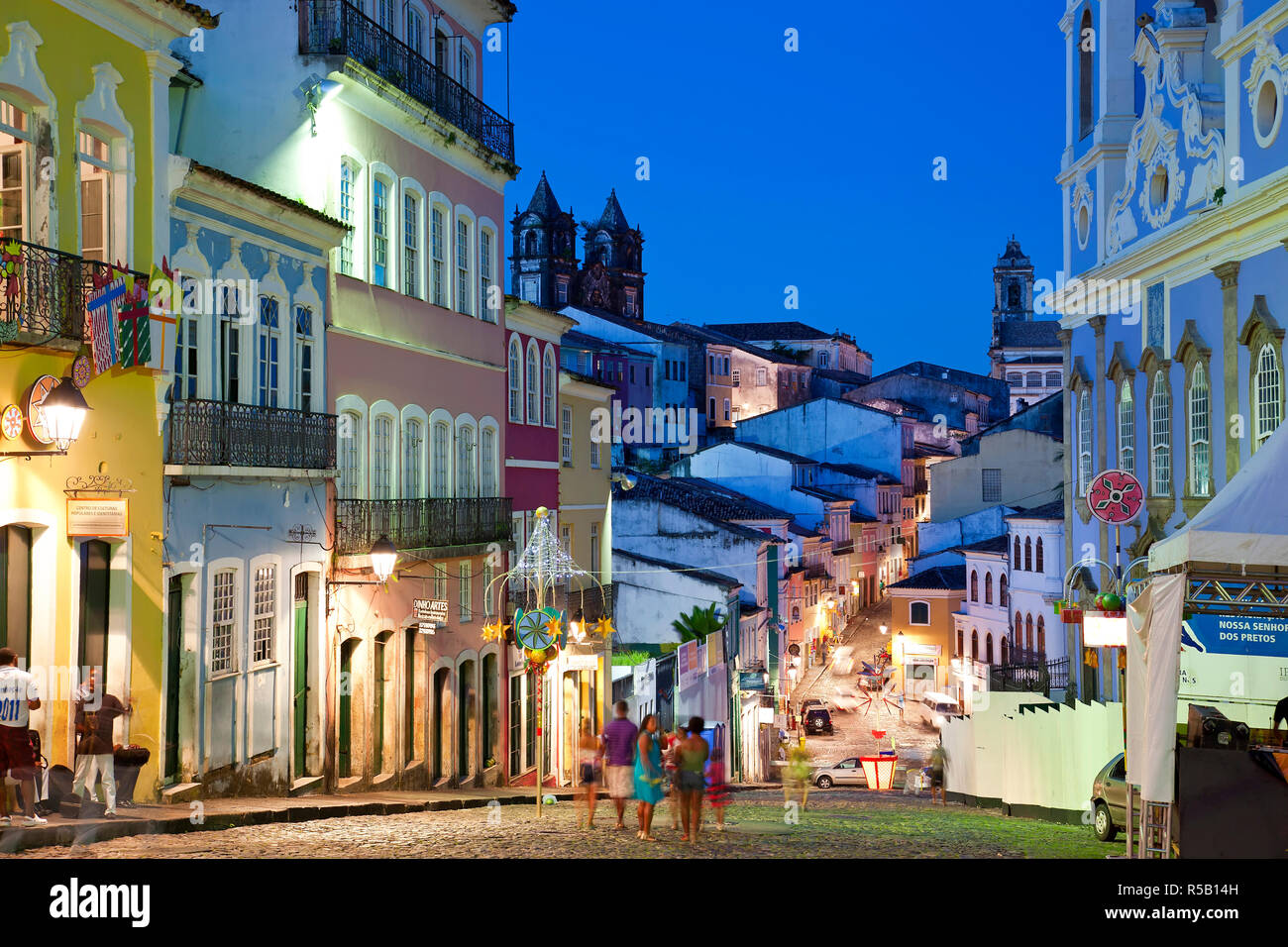 Centro storico al tramonto, Pelourinho, Salvador, Bahia, Brasile Foto Stock