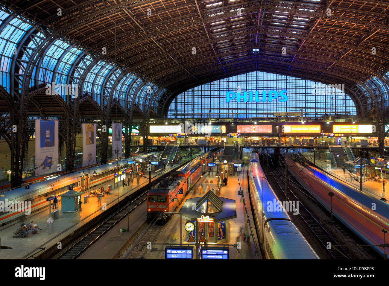 Germania, Amburgo, Stazione Centrale (Hauptbahnof) Foto Stock