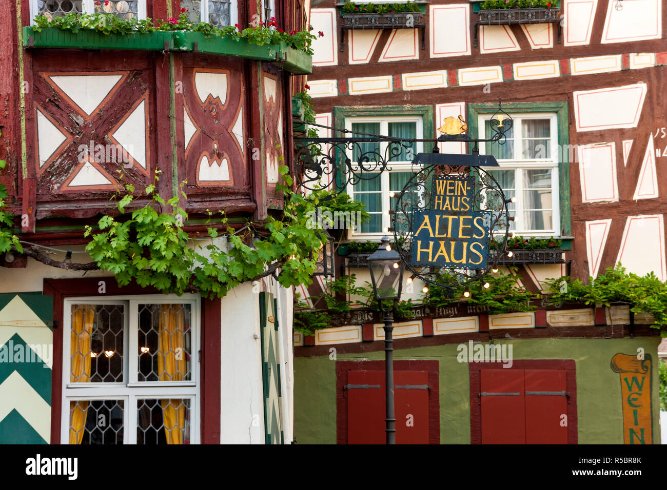 L'Altes Haus (Vecchia casa), Bacharach, Valle del Reno, Germania Foto Stock