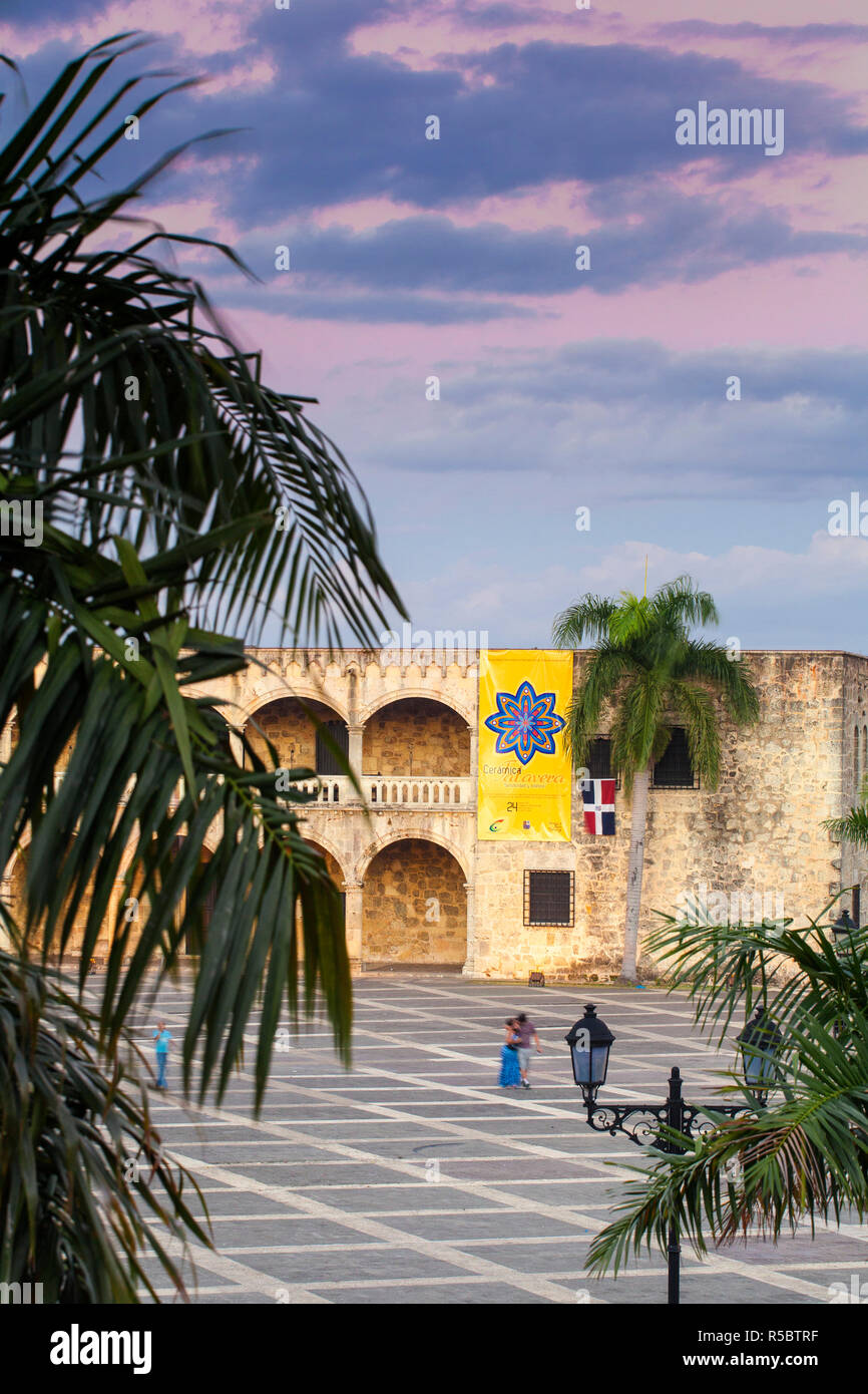 Repubblica Dominicana, Santo Domingo, Zona Coloniale, Plaza Espana, Alcazar de Colon Foto Stock