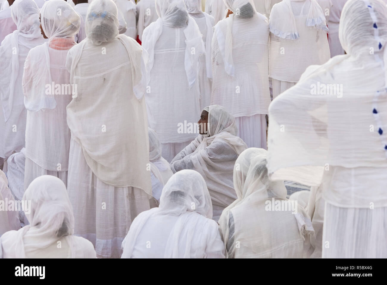 Le giovani donne, Timket (celebrazione di Epithany, cristiano-ortodossa) ad Addis Abeba, Etiopia Foto Stock