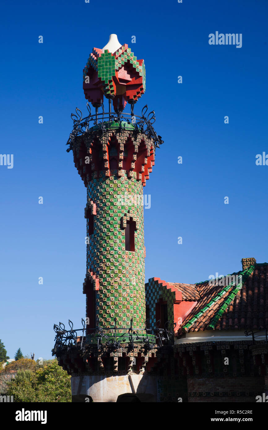 Spagna Cantabria regione Cantabria Provincia, Comillas, El Capricho de Gaudì, modernista Summer house progettata dall architetto Antoni Gaudi Foto Stock