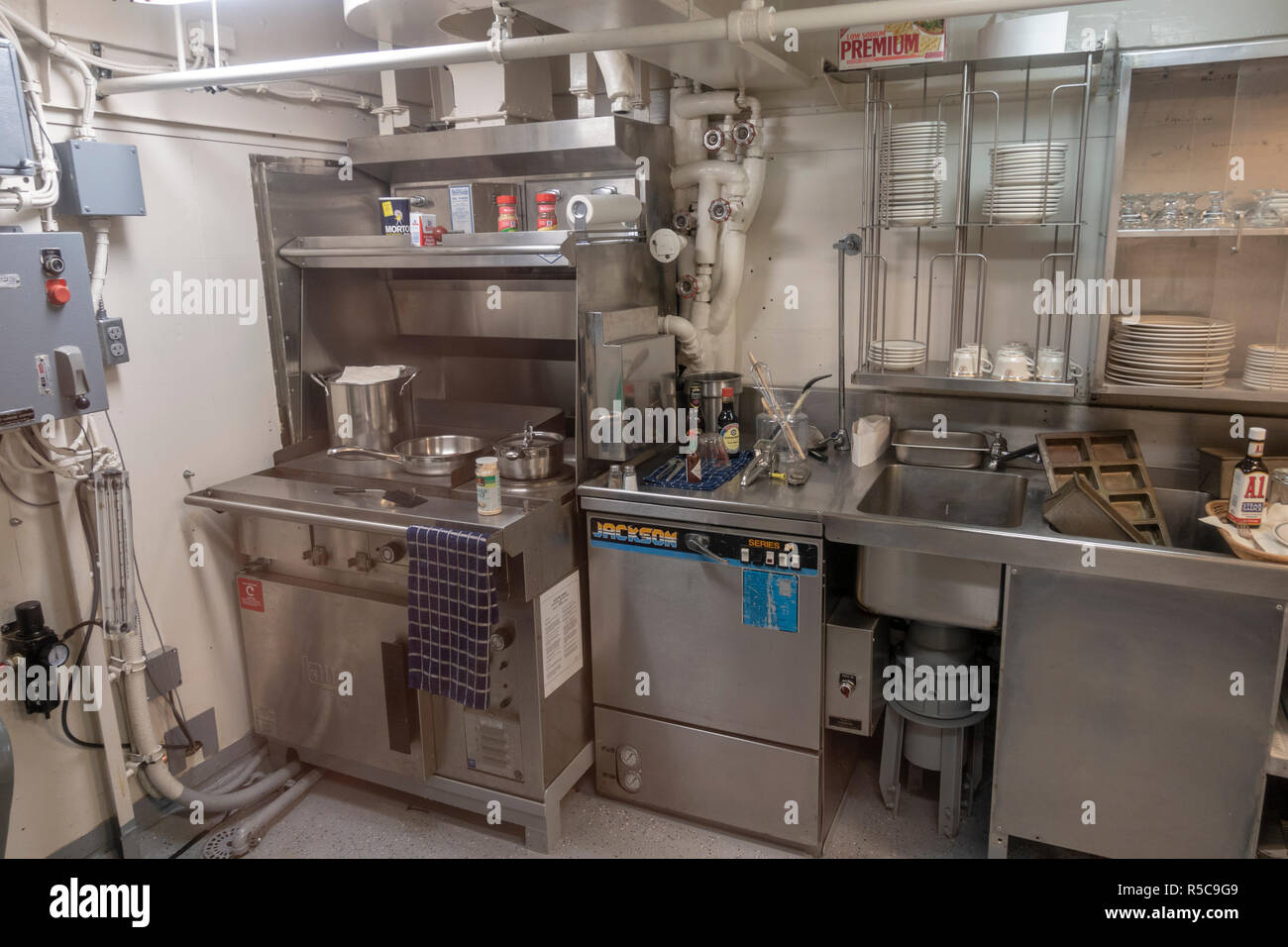 Il chip capitano della propria cucina sulla USS Midway, San Diego, California, Stati Uniti. Foto Stock