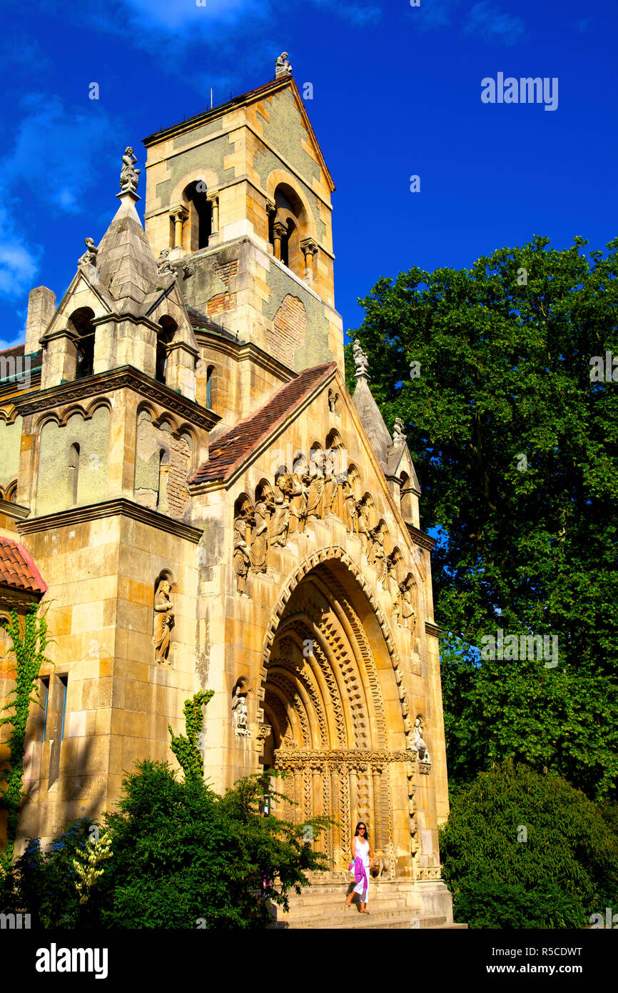 Chiesa di Jak, Castello Vajdahunyad, Budapest, Ungheria Foto Stock