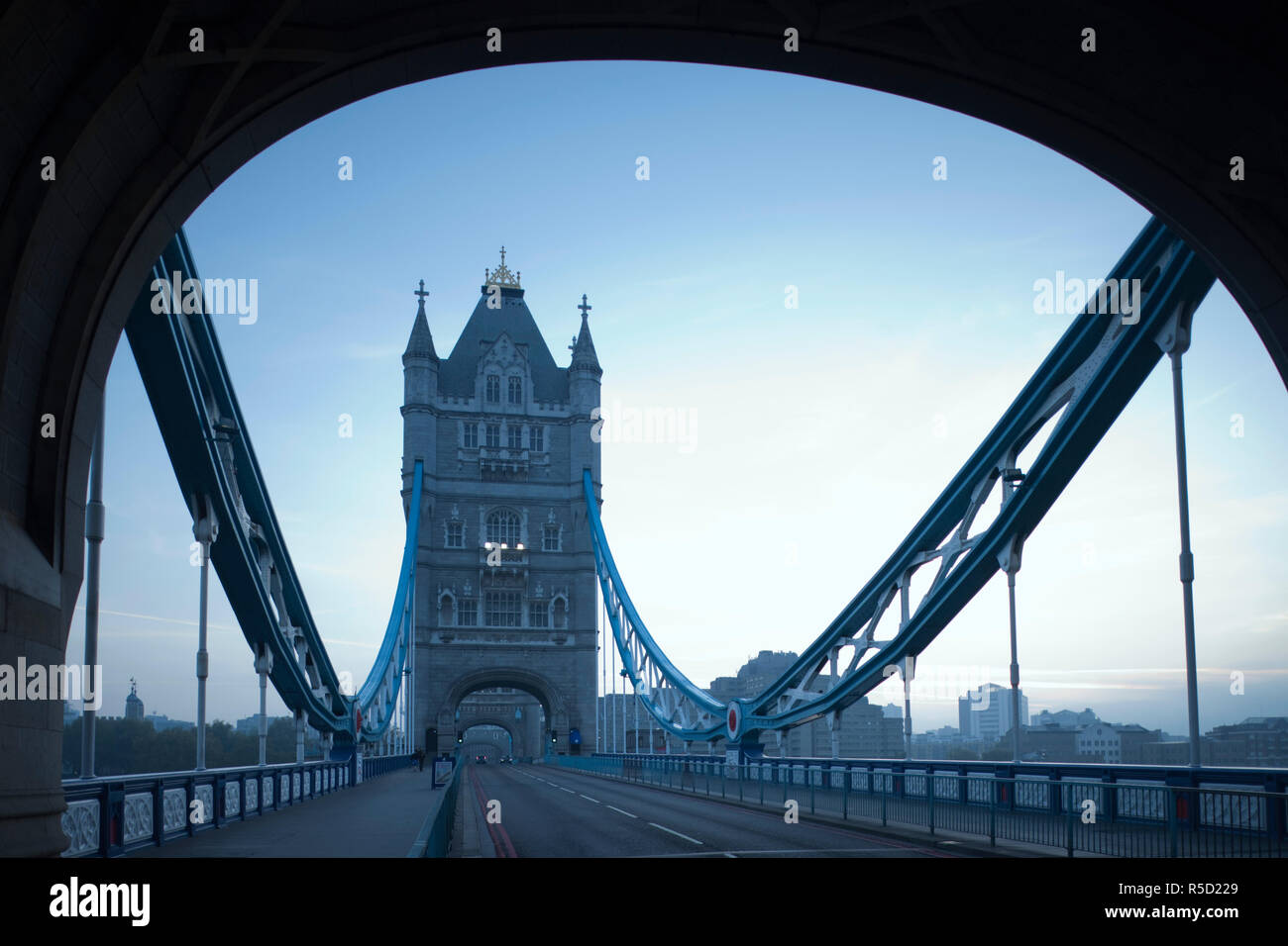 Inghilterra, Londra, il Tower Bridge Foto Stock