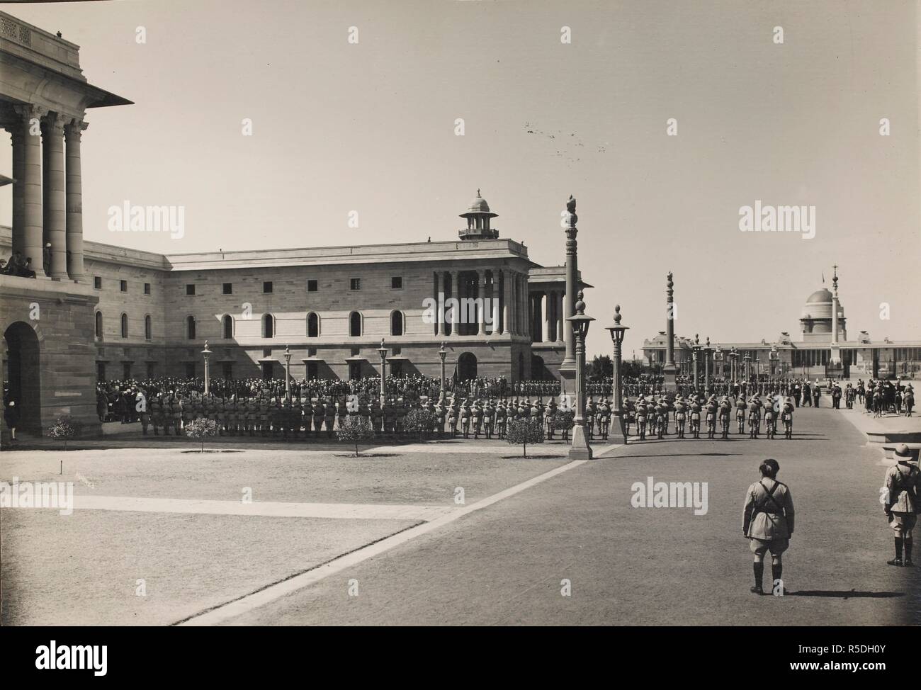 Le cerimonie di New Delhi, febbraio 1931, dopo la presentazione delle quattro colonne di dominio dal viceré. Feb-31. Fotografia. Fonte: Photo 884/2(215). Autore: Holmes, Randolph Bezzant. Foto Stock