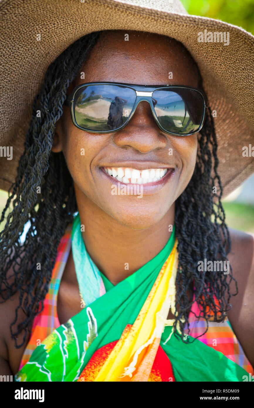 Caribbean jamaica portrait woman immagini e fotografie stock ad alta  risoluzione - Alamy