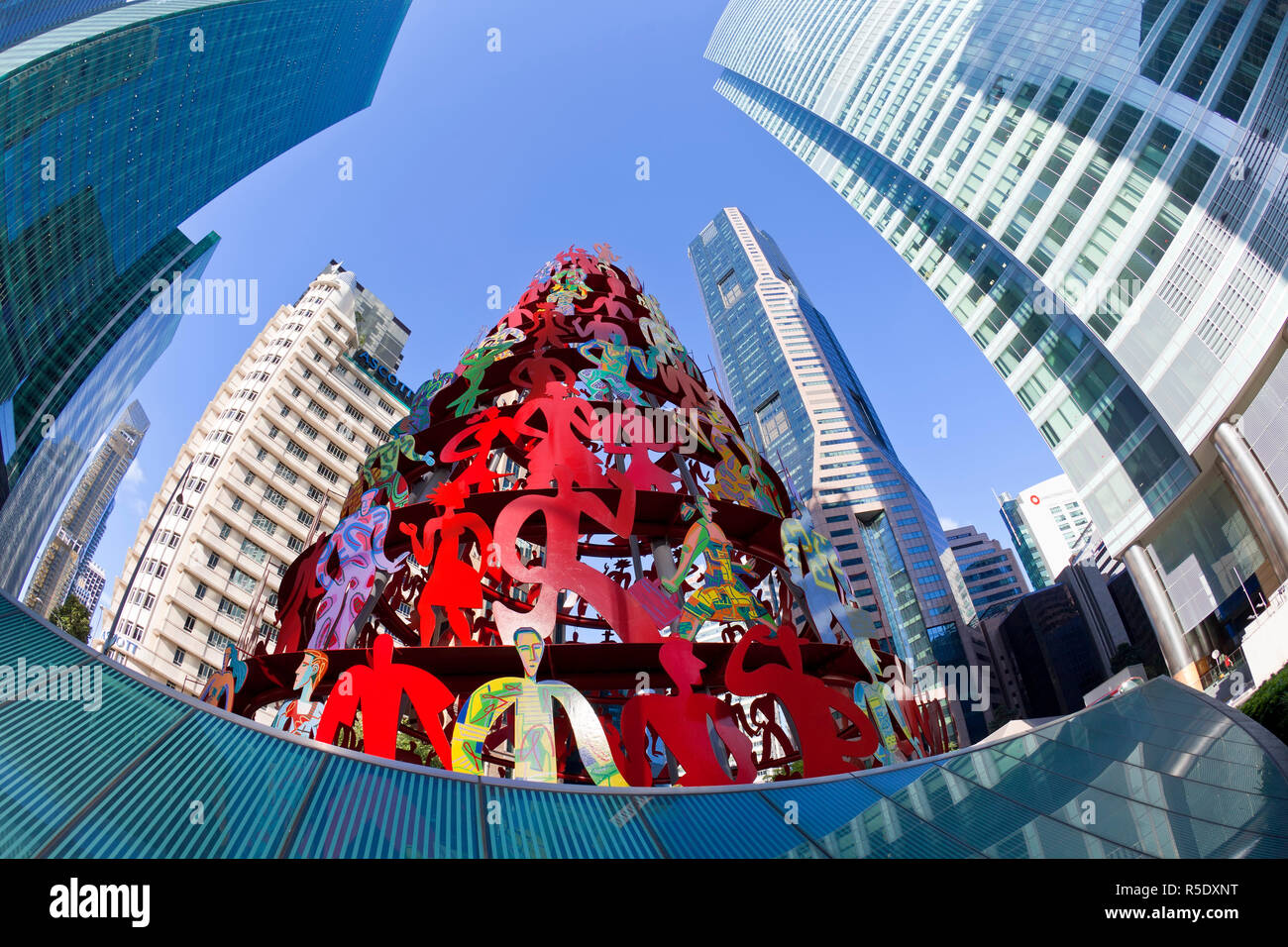 Singapore, scultura moderna nel centro finanziario Foto Stock