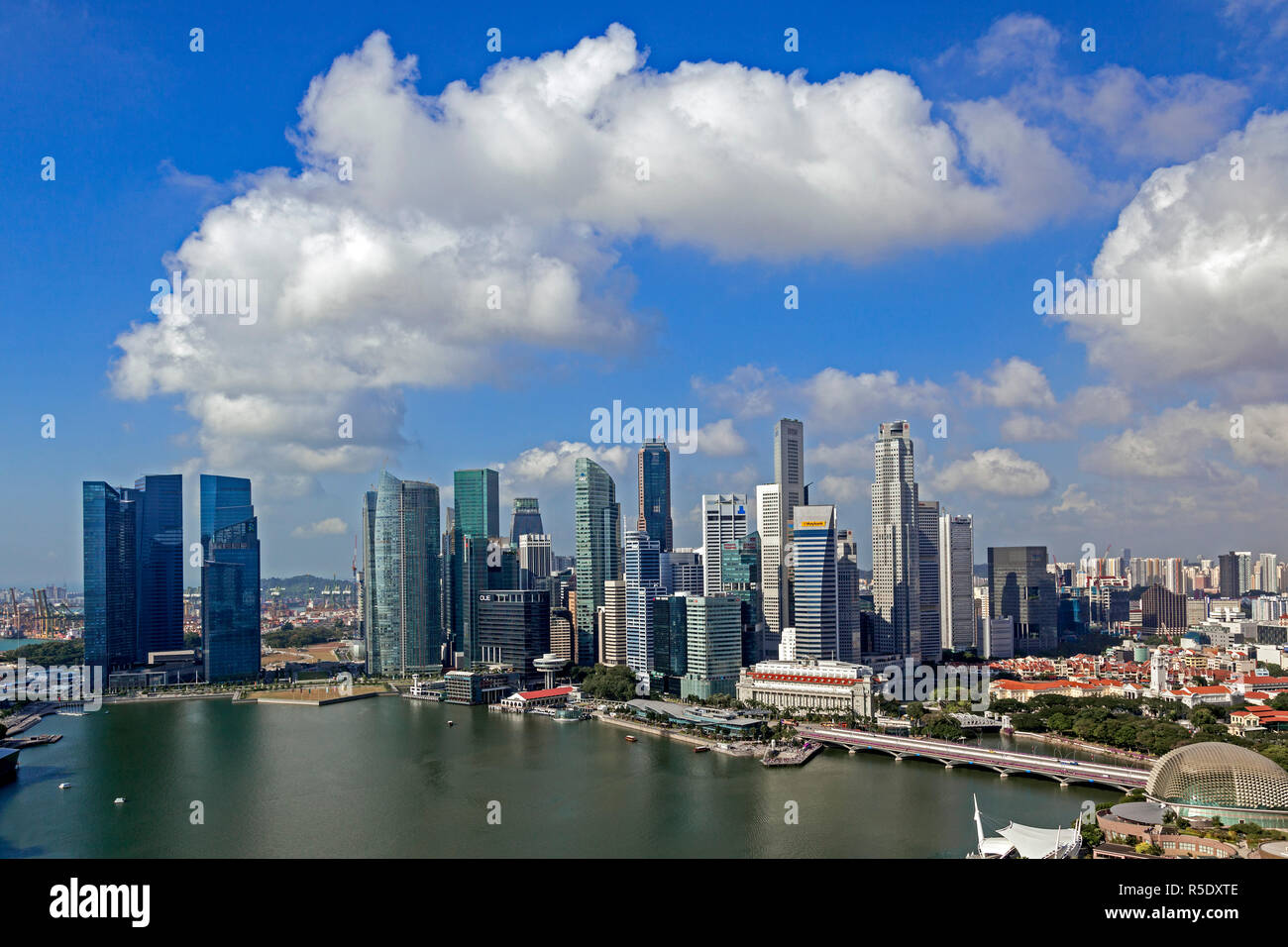 Singapore, elevati vista sul centro della città e la baia di Marina Foto Stock